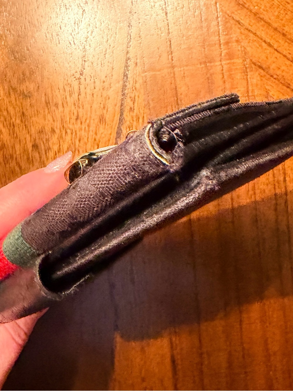 Vintage and well loved Gucci Black GG Canvas Wallet Gold Horsebit - Picture 5 of 8